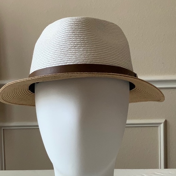 Tilley JACKSON TOY4 Fedora - White/Tan - Picture 6 of 16